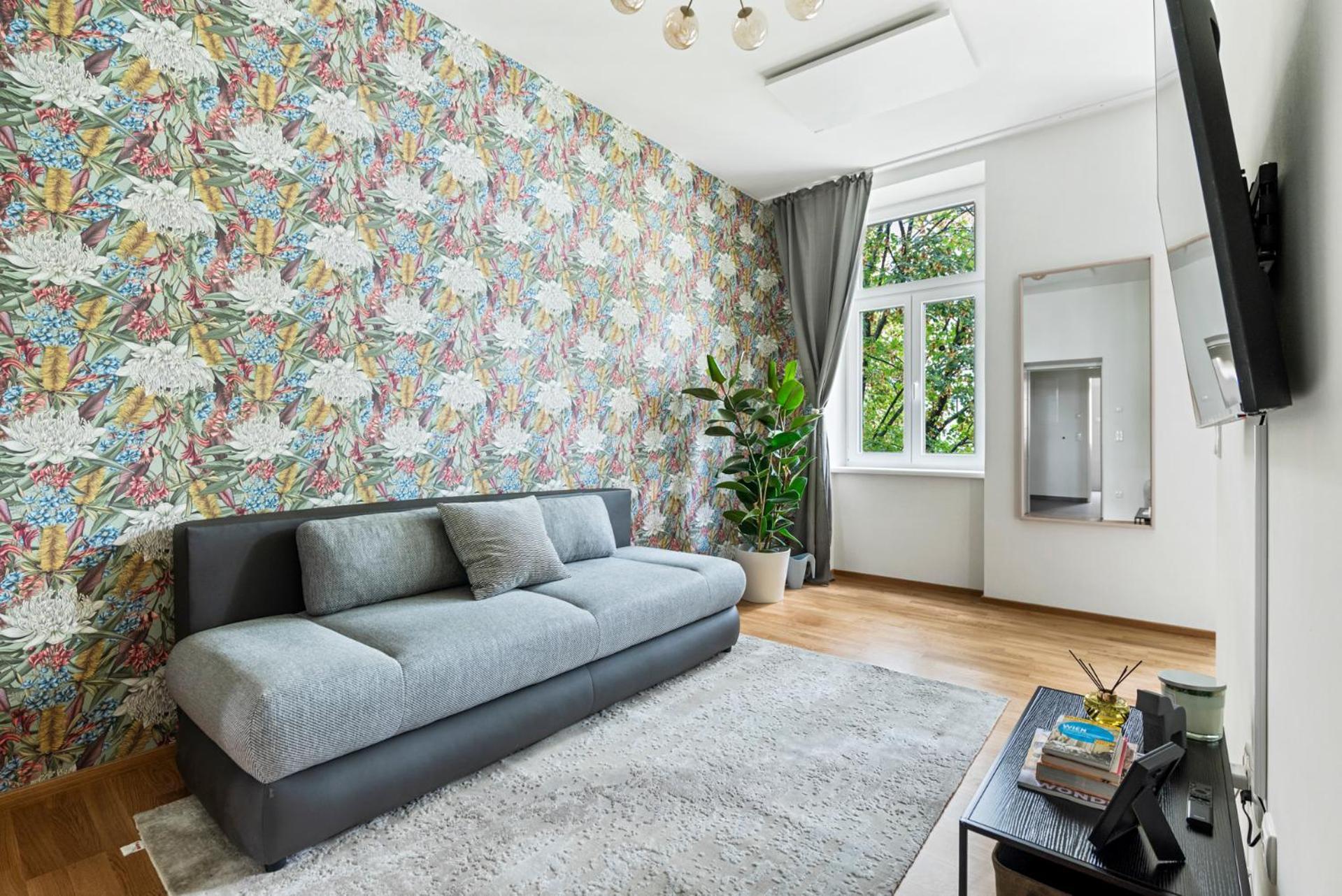 וינה Cozy, Generous City Apartment - 10 Min To City-Centre - Contactless 24H Check-In מראה חיצוני תמונה