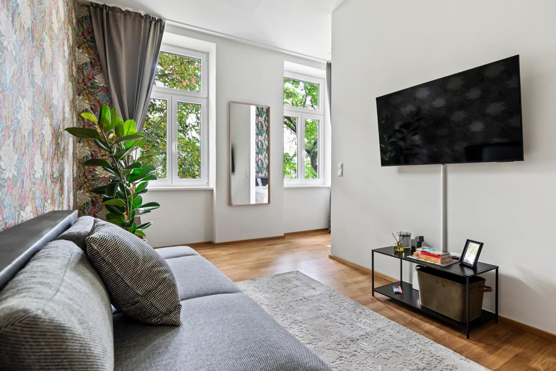 וינה Cozy, Generous City Apartment - 10 Min To City-Centre - Contactless 24H Check-In מראה חיצוני תמונה