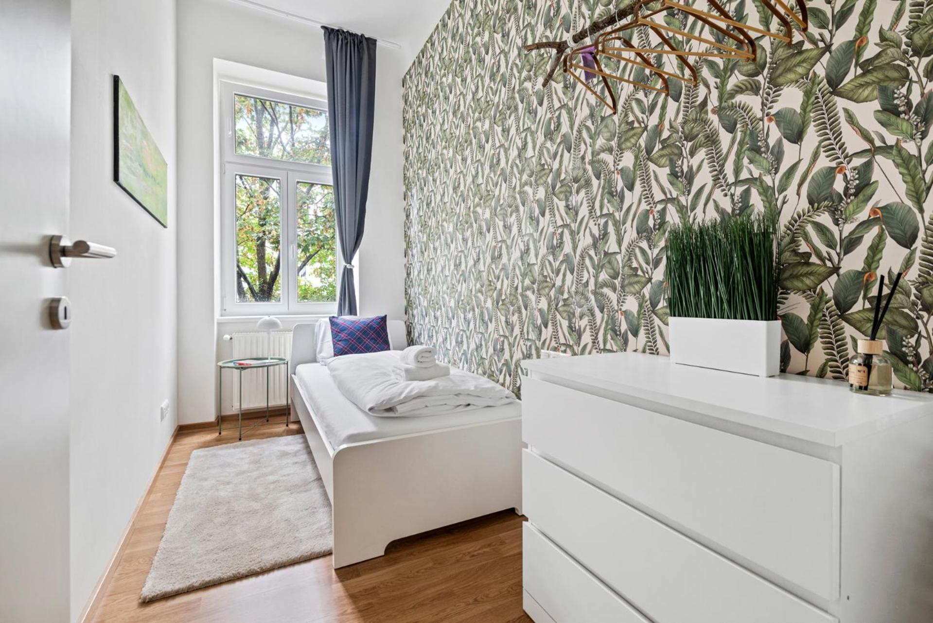 וינה Cozy, Generous City Apartment - 10 Min To City-Centre - Contactless 24H Check-In מראה חיצוני תמונה